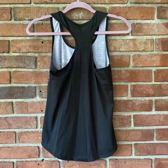 Disney Aladdin A Whole New Worls Aladdin and Jasmine Racerback Tank Black Small - Picture 5 of 5